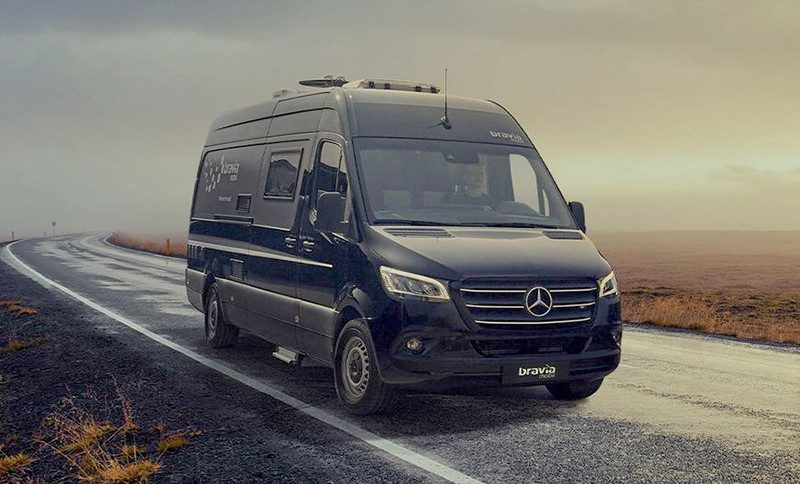 Bravia Mobil Swan 699 sur Mercedes Sprinter
