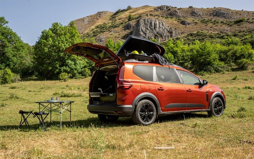 Camperiz transforme le Dacia Jogger en camping-car