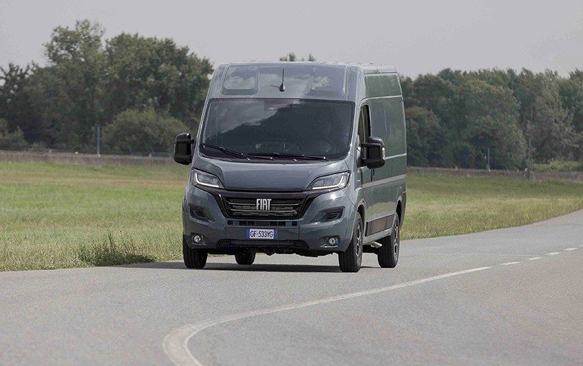 Essai du nouveau Fiat Ducato Série 8 par Camping-Car Magazine