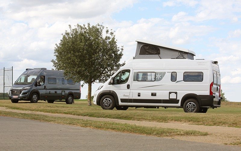 Karmann-Mobil Davis 630 et Davis 590 View