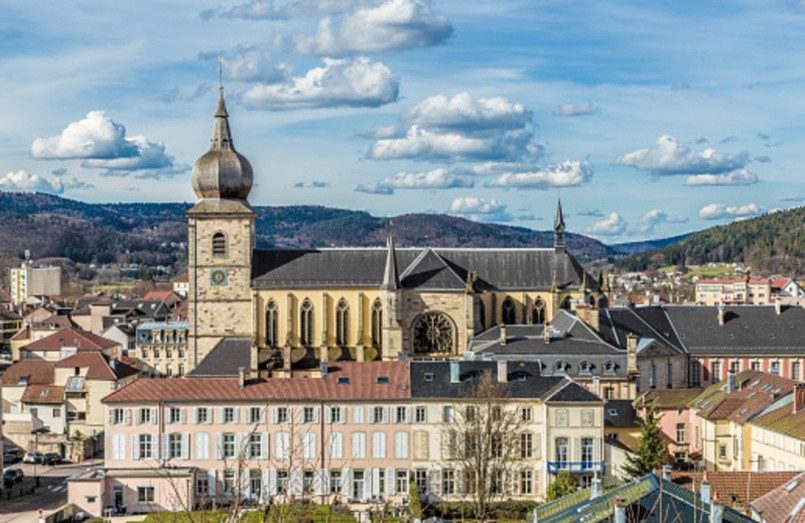 Remiremont et son Abbaye dans les Vosges