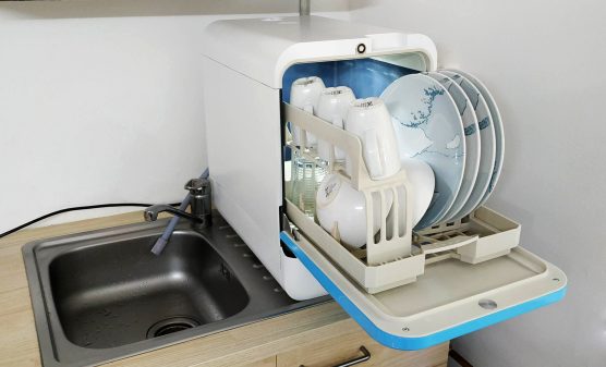 Bob, le mini lave-vaisselle de Daan Tech