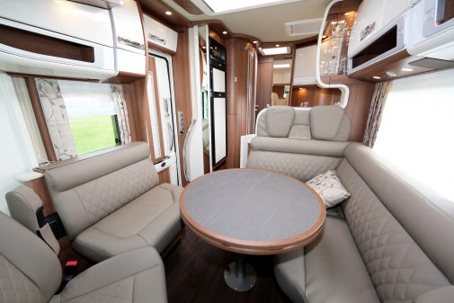 Carthago c-Line 4.9 LE L