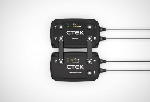 Chargeur CTEK D250SE associé au CTEK Smartpass 120S