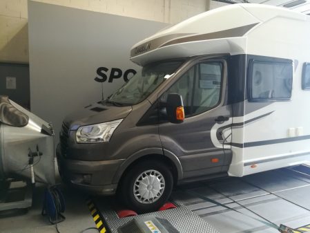 Passage au banc pour mesures des performances