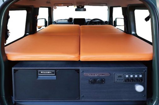 Smile Factory transforme le Suzuki Jimny en micro camping-car