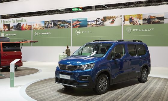 Peugeot Rifter sur le stand Stellantis au Caravan Salon 2022