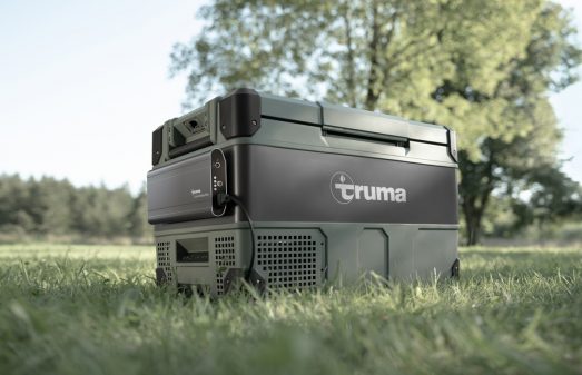 Le Truma BatteryPack s'intègre parfaitement au design des glacières Truma