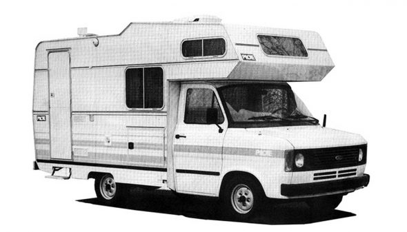 Pilote R430, le premier camping-car créé par André Padiou.