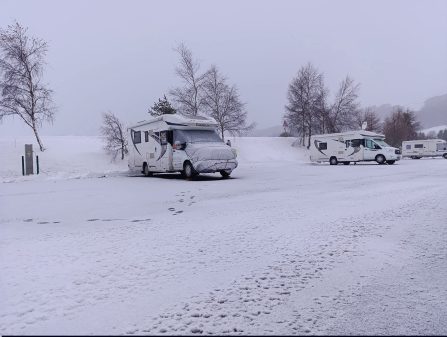 Un Noël eneigé en montange. 