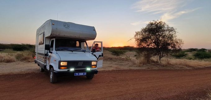 tour de l'afrique en camping car