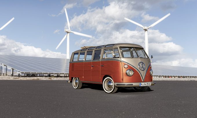 Un Volkswagen Combi T1 devient 100% électrique !