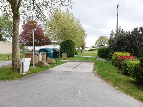 Zoom sur l'aire pour camping-cars de Beaussais-sur-Mer (22) - Actus des