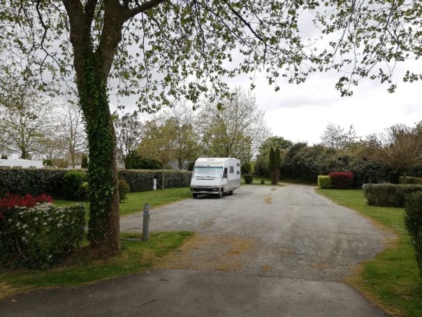 Zoom sur l'aire pour camping-cars de Beaussais-sur-Mer (22) - Actus des