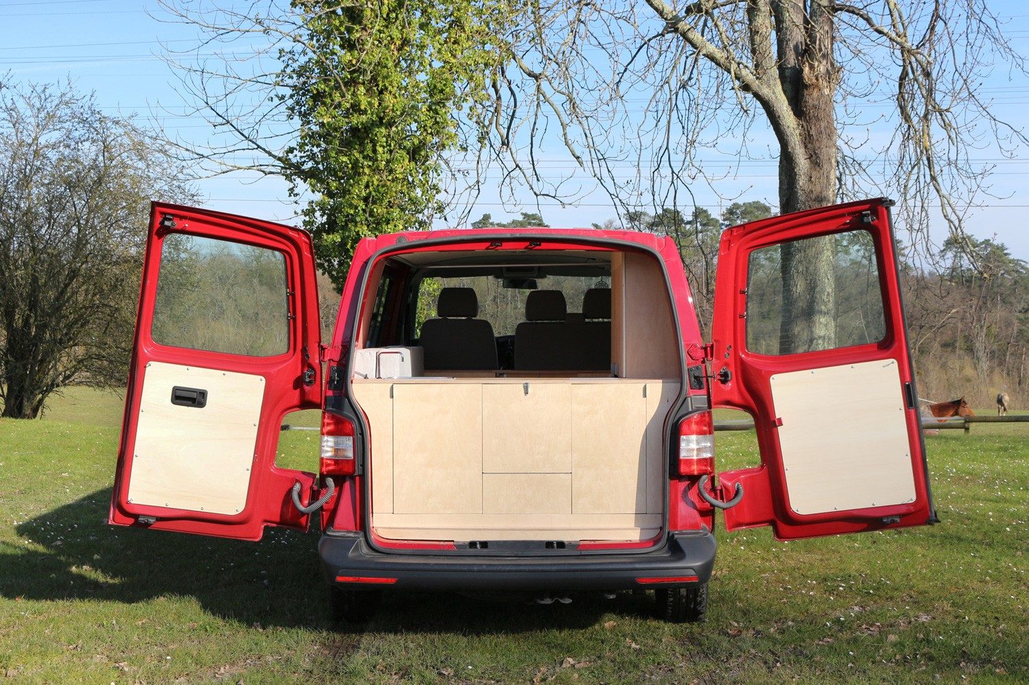 Aménagement ''Gaston'' sur VW T5 de Serge Propose