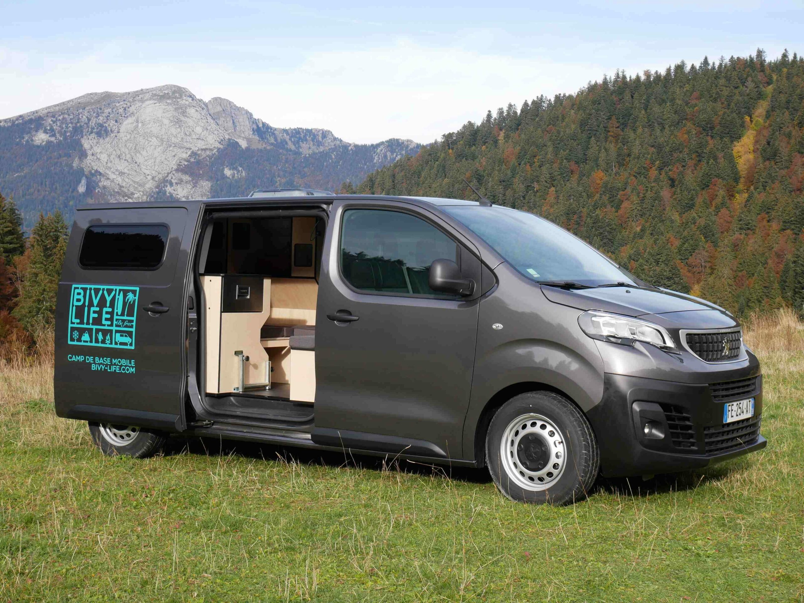 Bivy Life Space+3 sur Peugeot Expert