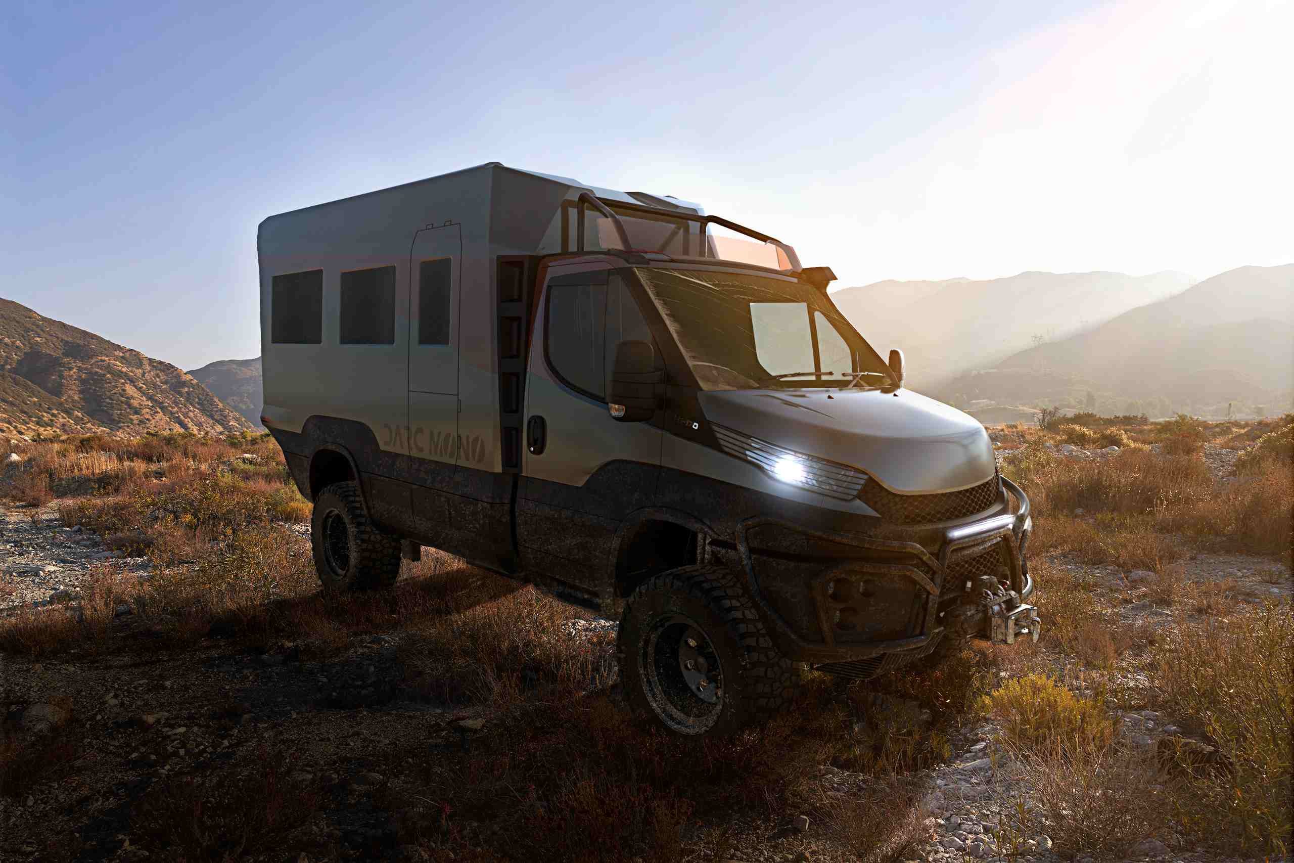 Cellule camping-car en carbone Darc Mono sur Iveco Daily 4x4