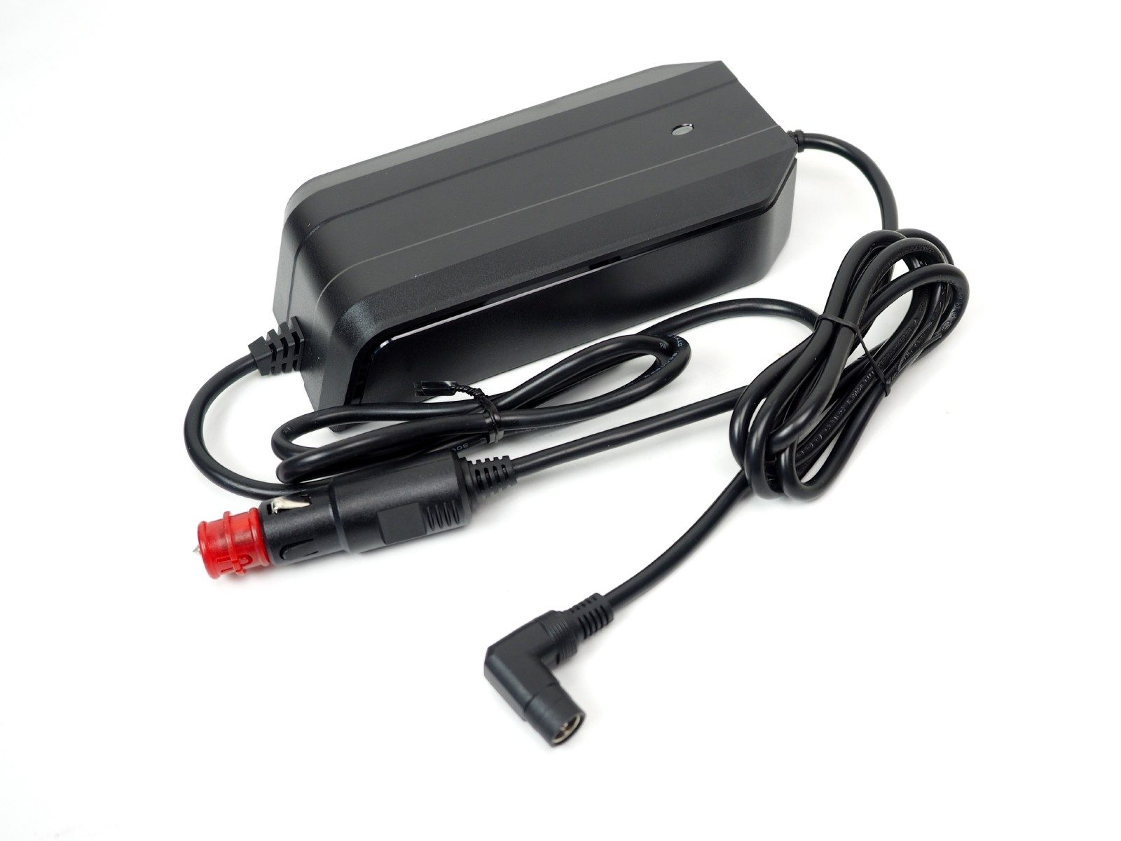 Chargeur de batterie OZO 12/36V avec prise RCA