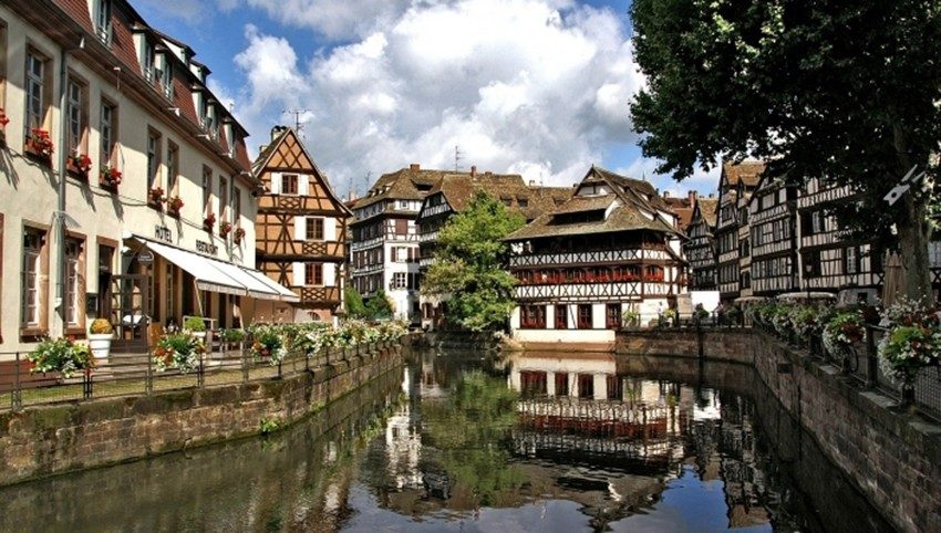Circuit camping-car et croisière de Cap Latitude à Strasbourg