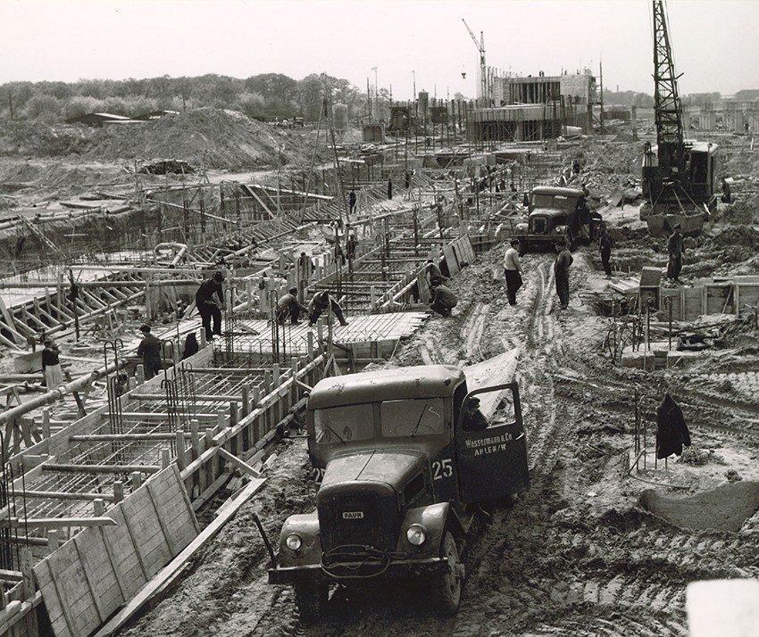 Construction de l'usine Volkswagen de Hanovre.