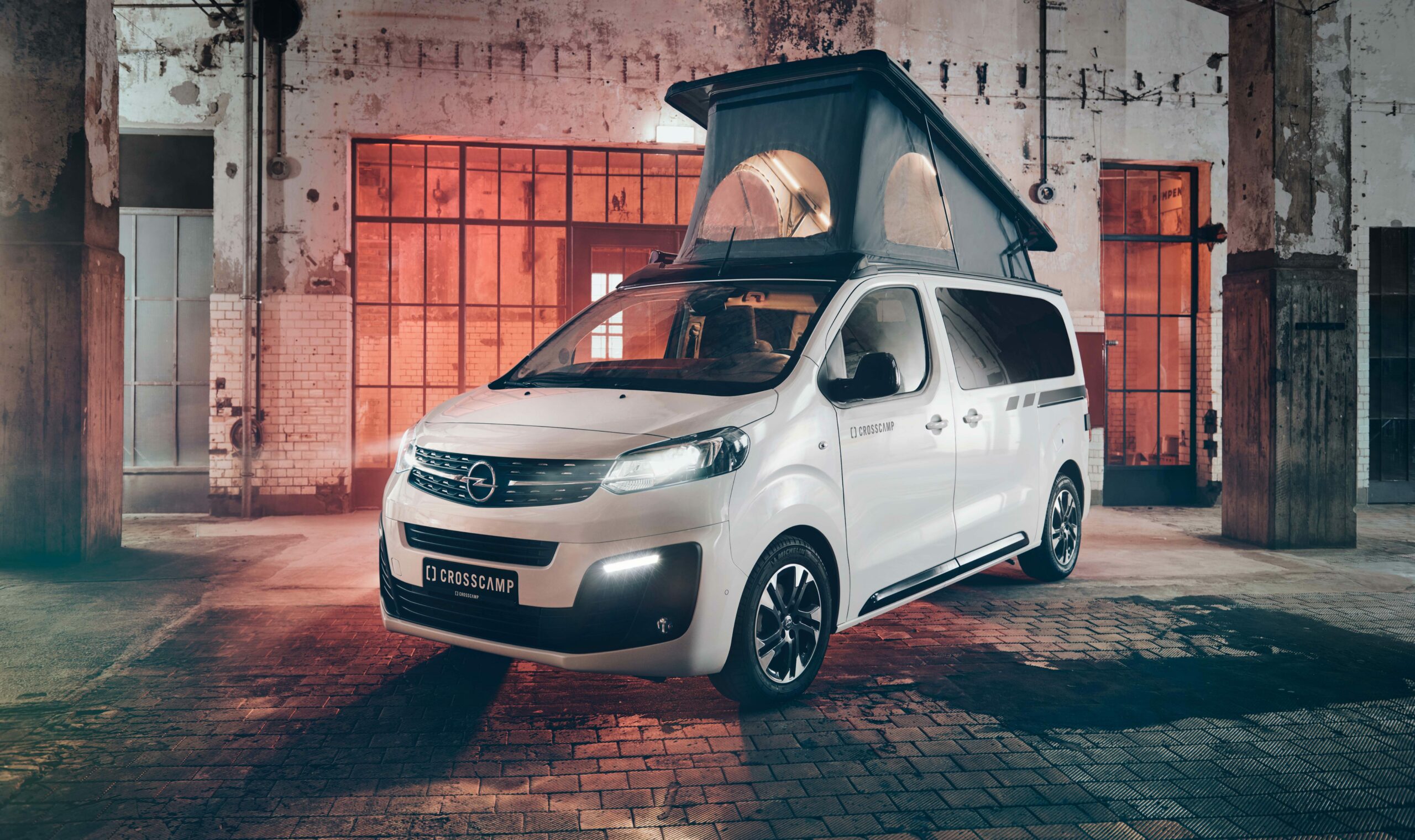 CrossCamp Life sur Opel Zafira