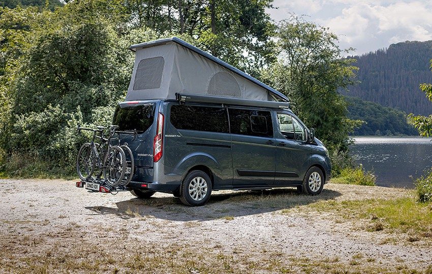 Ford Nugget Plus à toit relevable