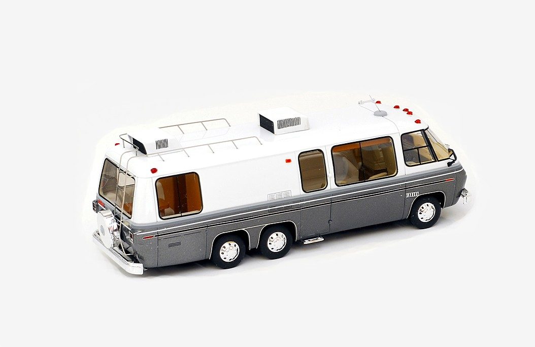 GMC Motorhome au 1/43e de chez Néo