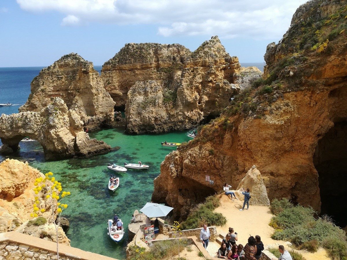 Grottes de Ponta da Piedad