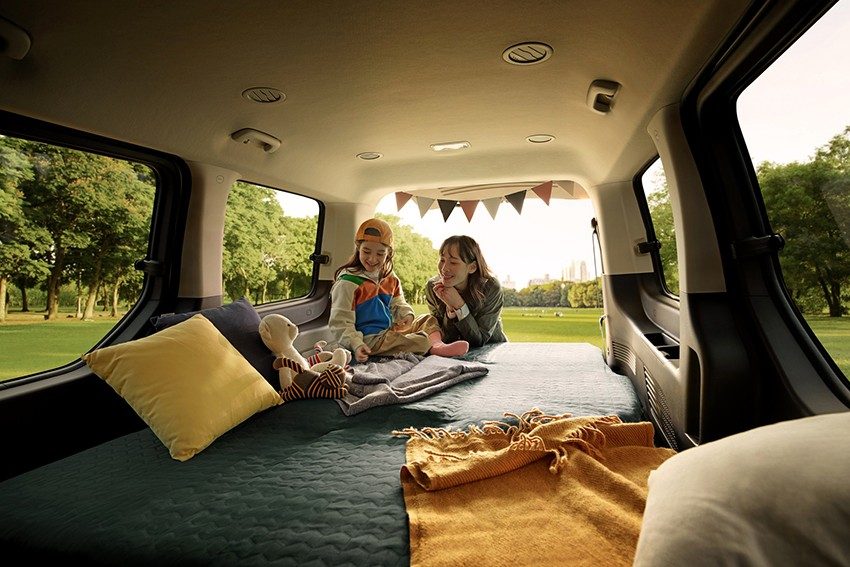Hyundai Staria Premium