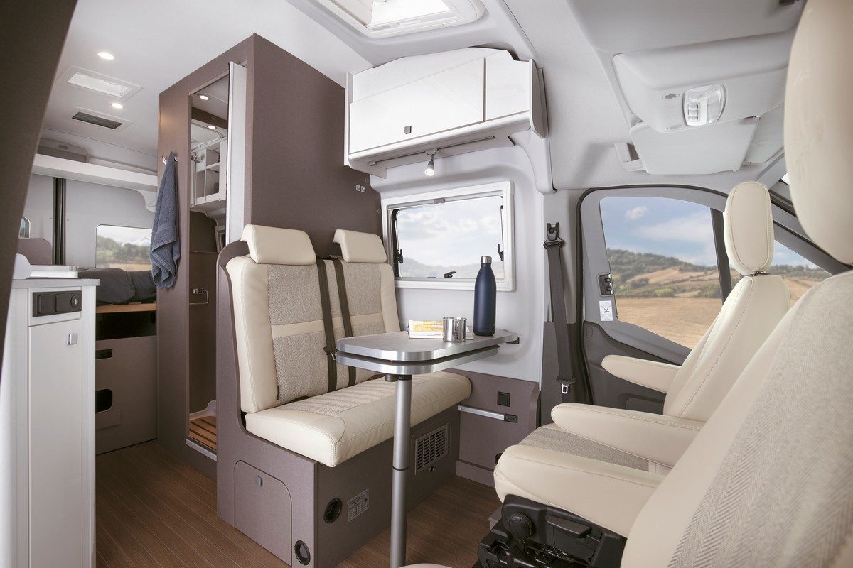 Intérieur du CV600 DF 4x4 - Salon