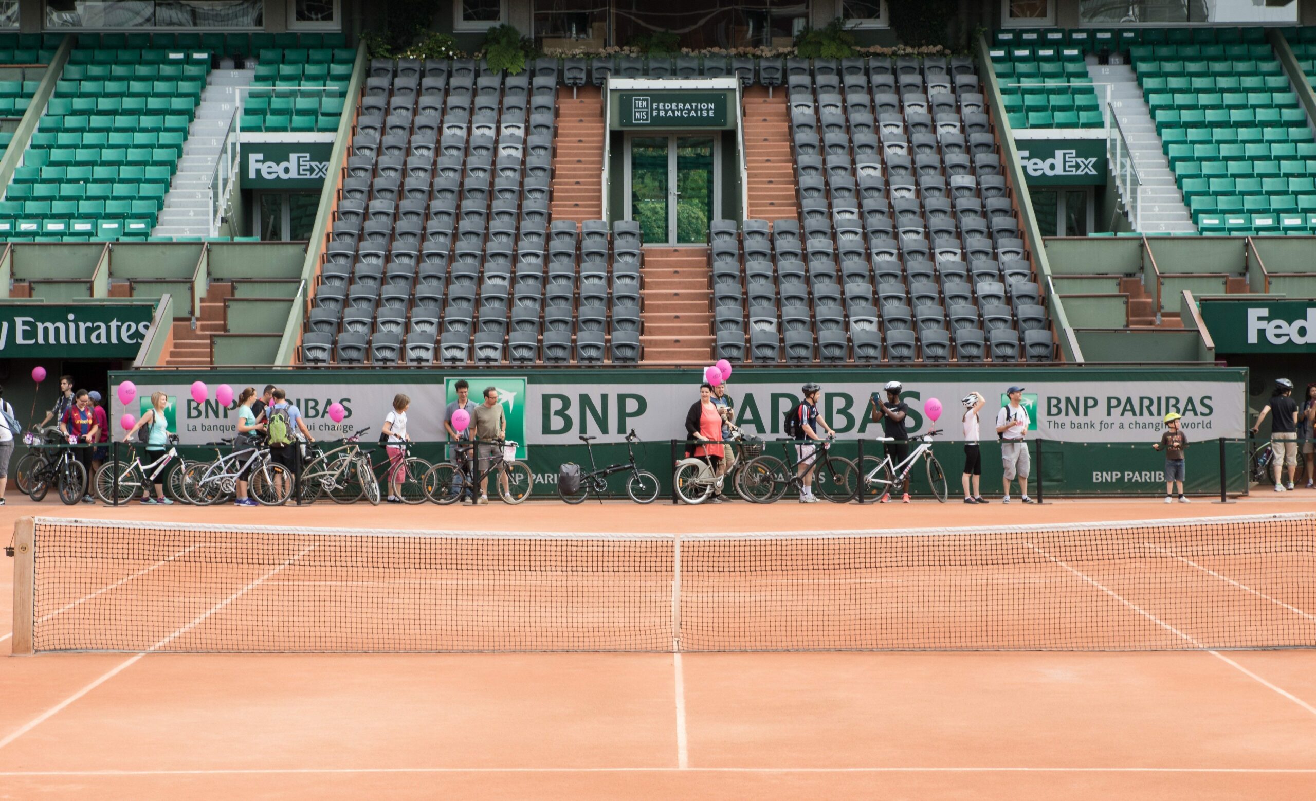 La terre battue de Roland Garros.