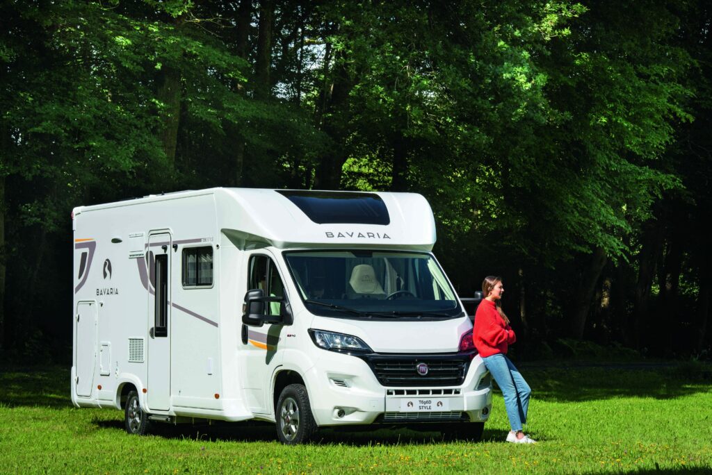 Le Bavaria T696D est un profilé de moins de 7 mètres