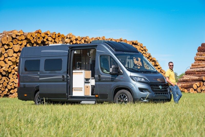 Le Duo Van