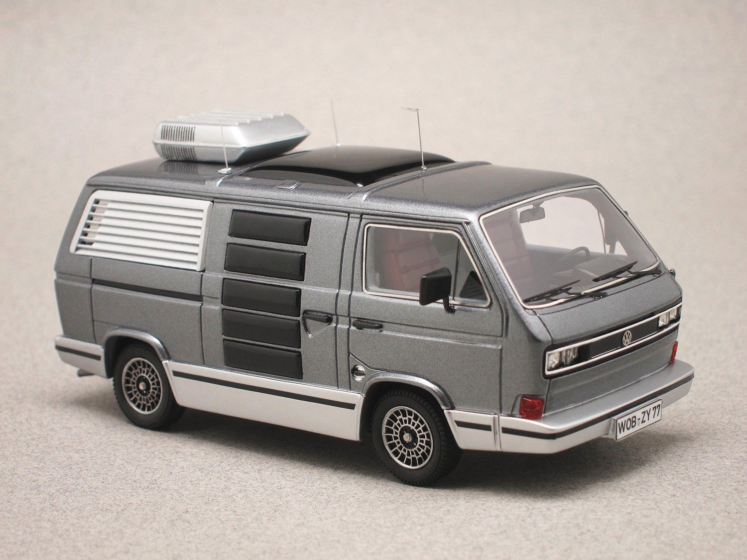 Miniature Volkswagen T3 Traveller Jet de chez Avenue 43