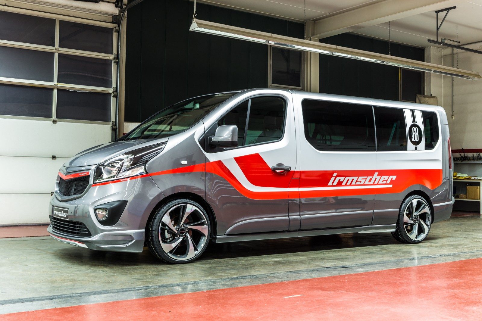 Opel Vivaro Irmscher Liner 68
