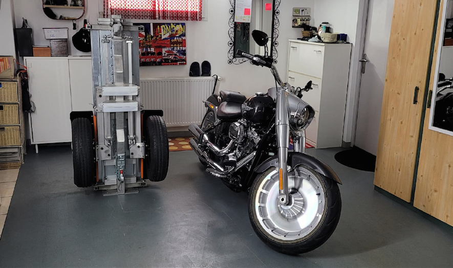 Remorque moto pliable OZI Concept