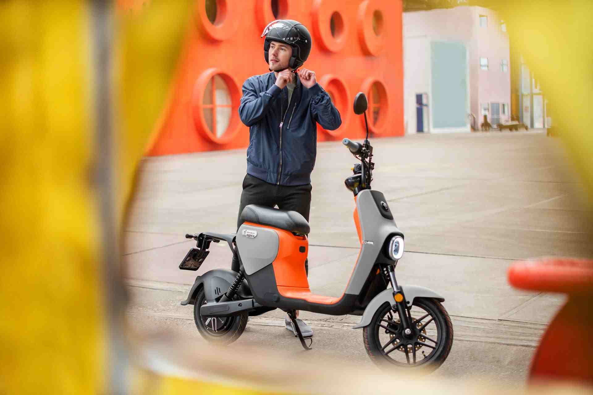 Scooter électrique Segway eMob B110S