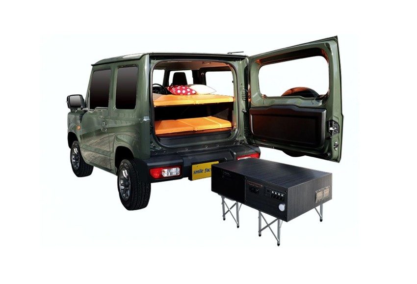 Smile Factory transforme le Suzuki Jimny en micro camping-car
