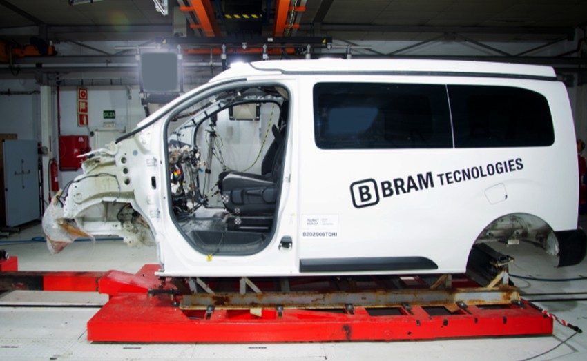 Test d'homologation du toit relevable BRAM Tecnologies