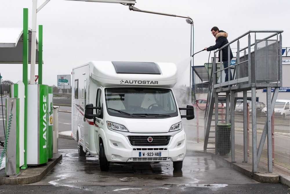 Un camping-car plus propre avec les nettoyants Sonax