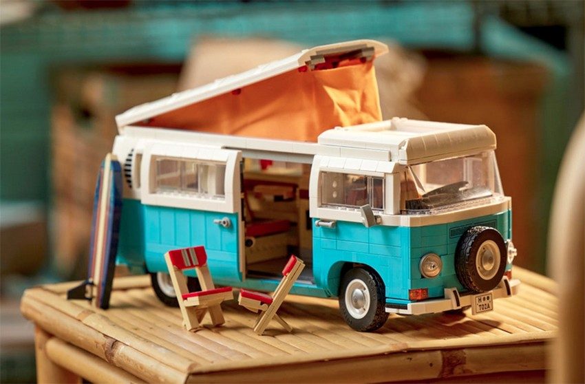 Volkswagen T2 Camper Van en Lego