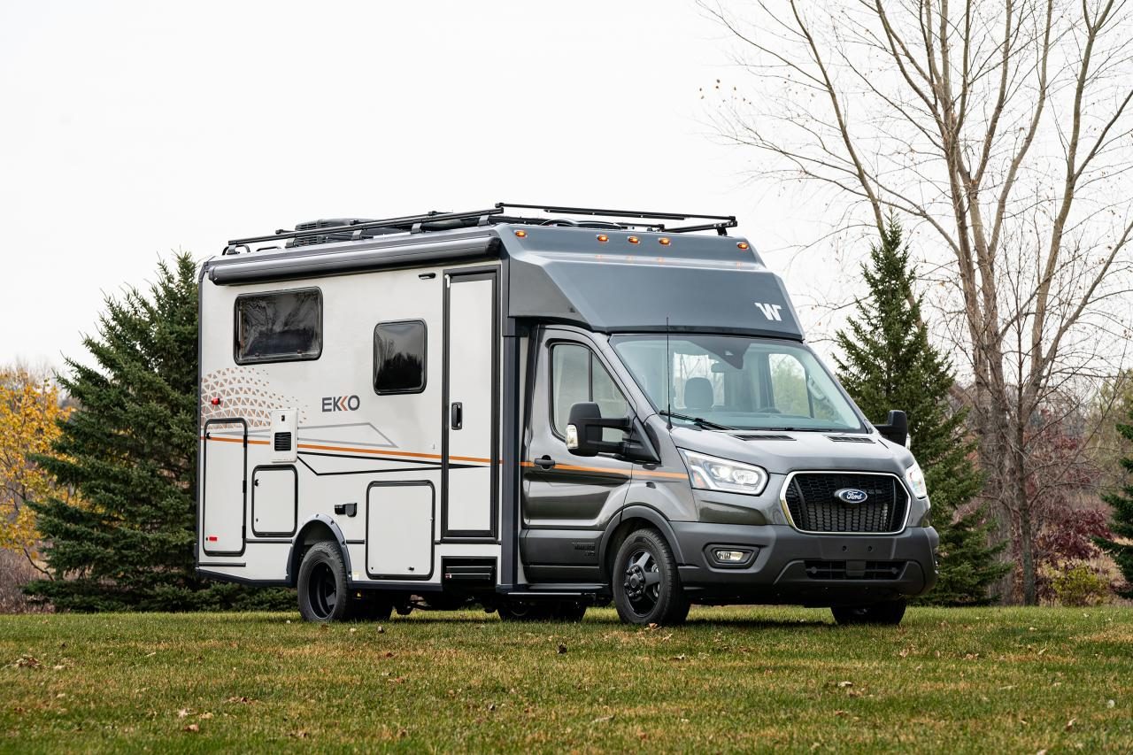 Winnebago Ekko sur Ford Transit 4x4