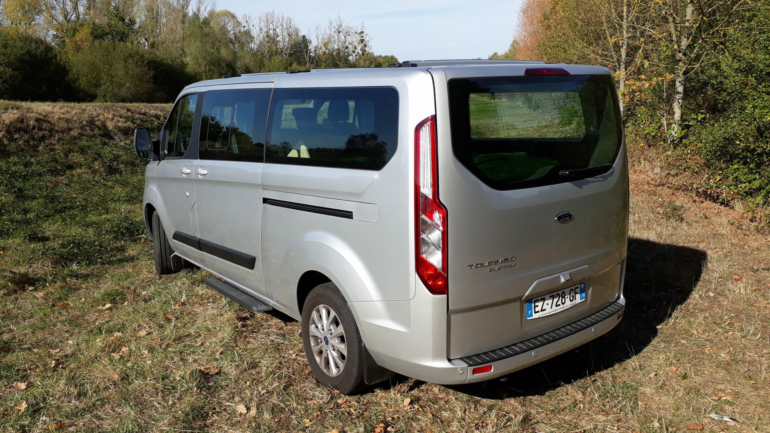 Yatoo Extrême Serie Speciale sur Ford Tourneo Custom Combispace