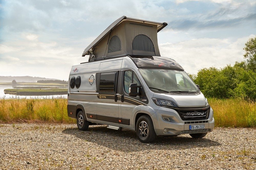 Malibu Van Diversity GT Skyviex 640 LEK avec toit relevable.