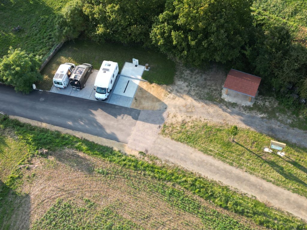 L'aire de Ville-sur-Yron
