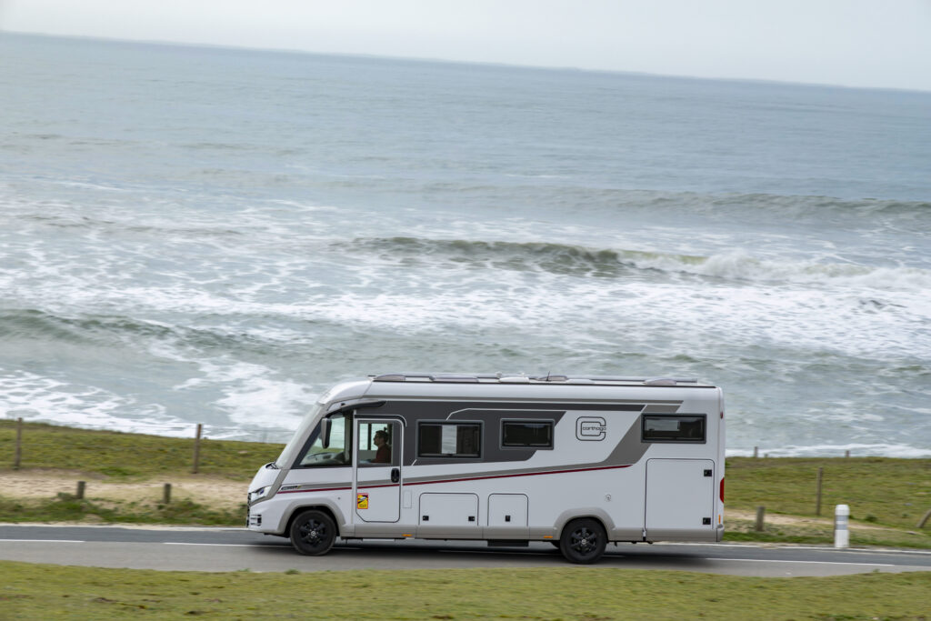 Camping-car Carthago chi c-Line I4.9