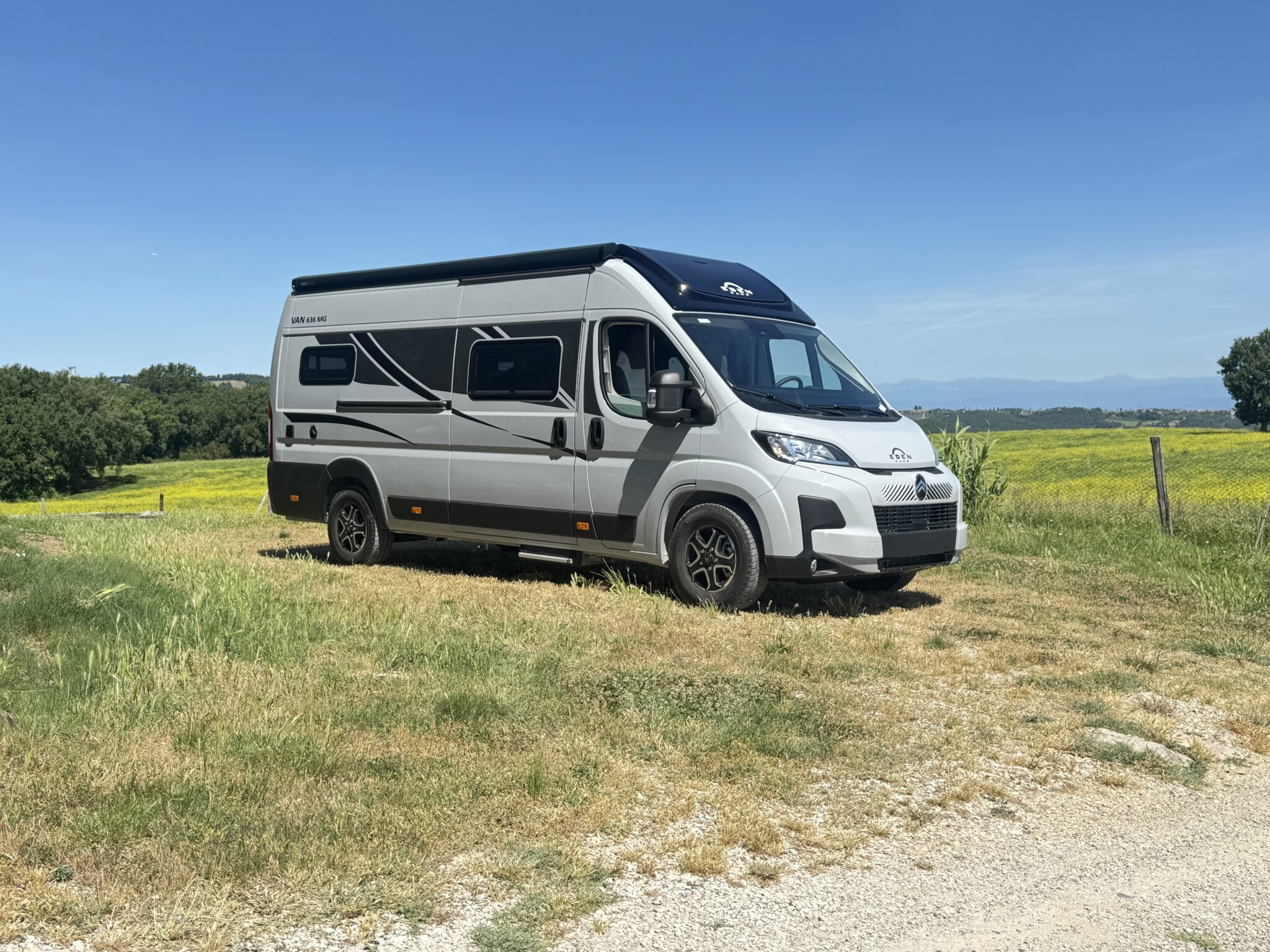 Fourgon Eden Camp V636 MG
