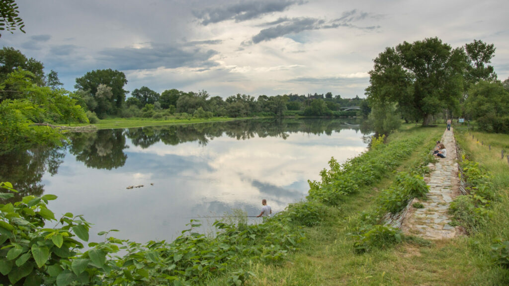 aire Pouilly-sous-Charlieu