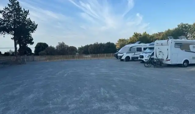 Aire camping-car Tréhervé