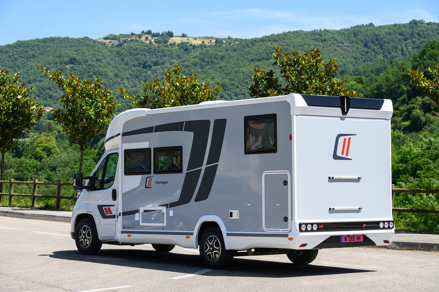 Challengers Magazine Camping-cars Challenger : toutes les nouveautés, infos et prix de la ...
